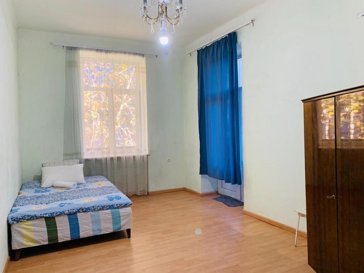 Infinity Hostel & Tour Yerevan Exterior foto