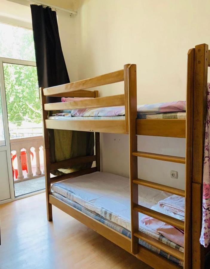 Infinity Hostel & Tour Yerevan Exterior foto